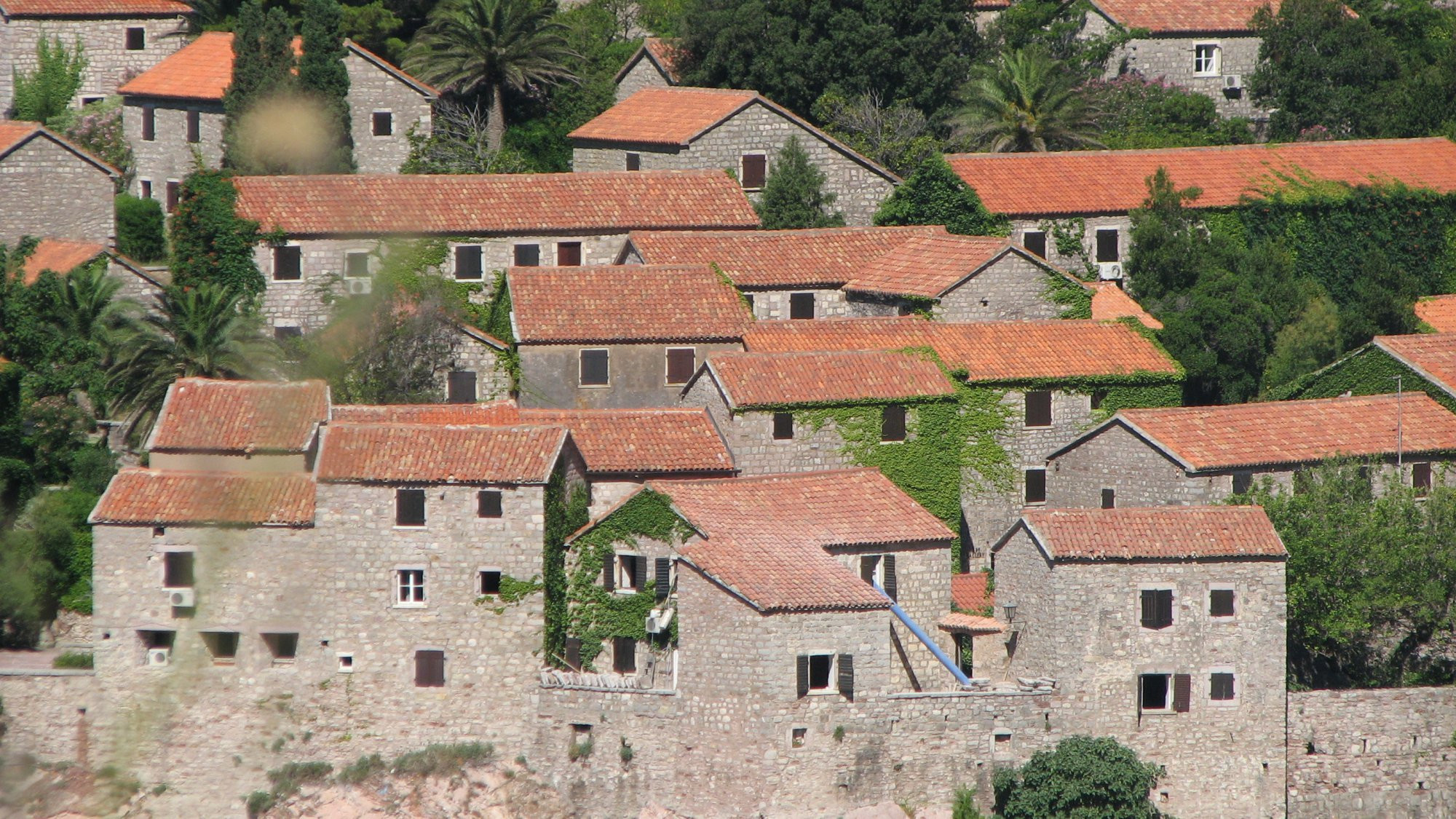 Дома в Святой Стефан, Черногория. Фото 46 – фотографии Черногории