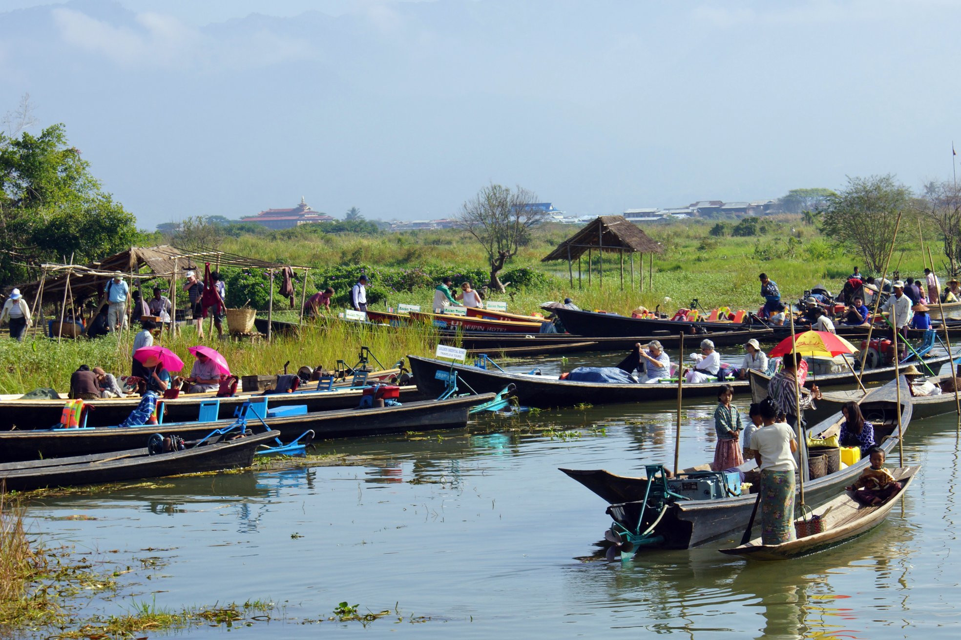 Опять лодки – фотографии Мьянмы