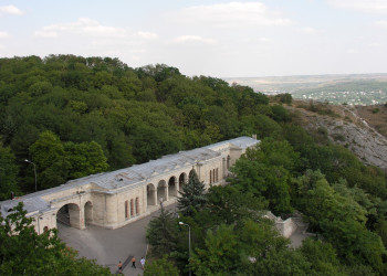 Академическая галерея в Пятигорске – фотографии России