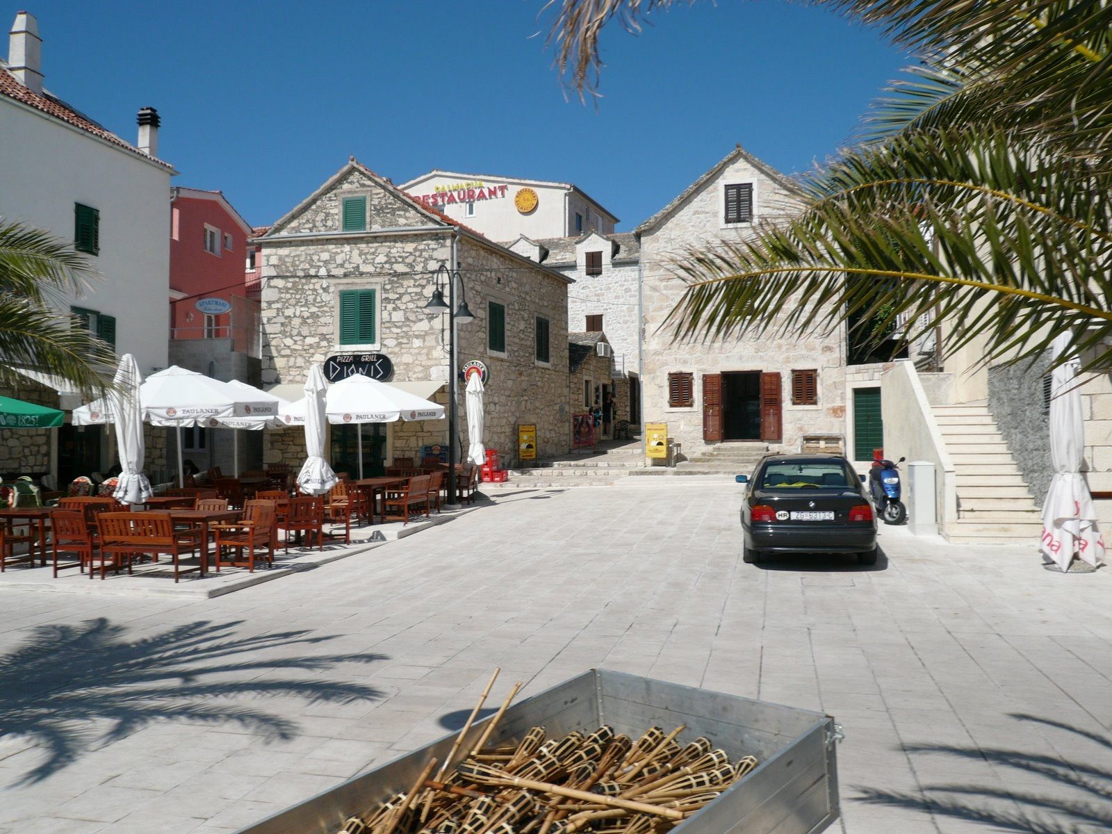 Кафе в Примоштене, Хорватия – фотографии Хорватии