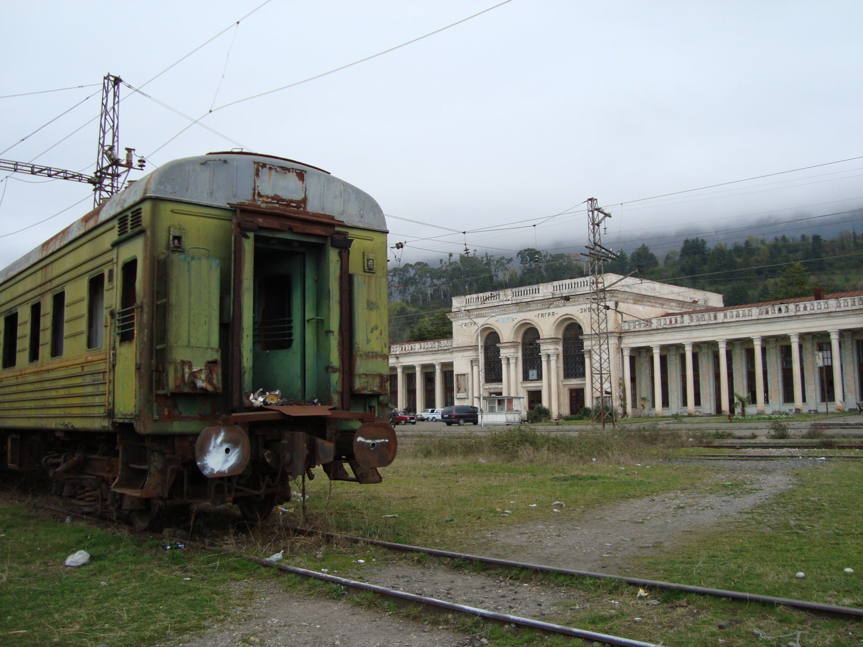 Вокзал в Гагра, Абхазия. Фото 1 – фотографии Абхазии