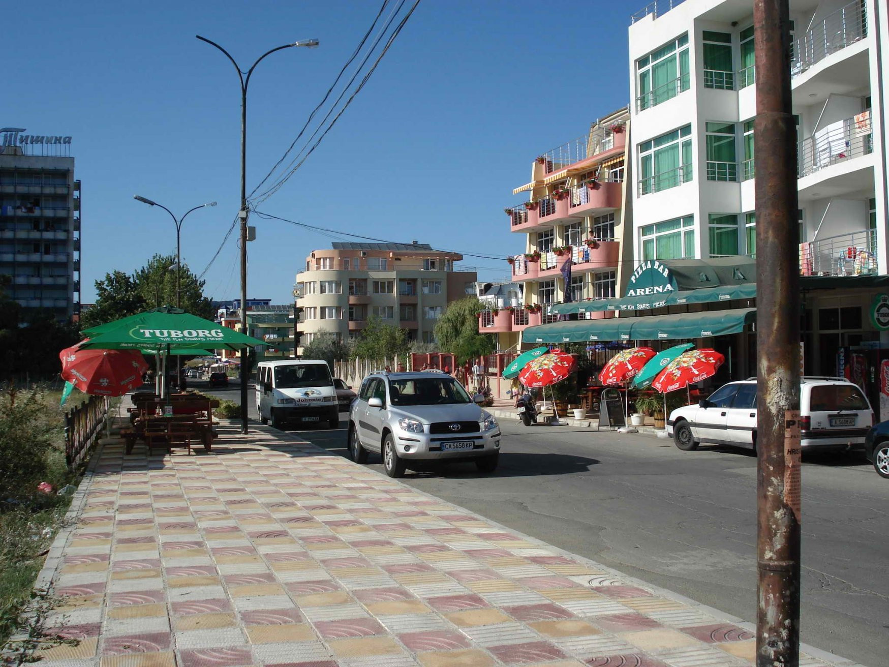 Улица  в Приморско, Болгария. Фото 1 – фотографии Болгарии