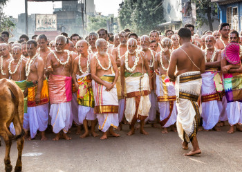 Один из многочисленных праздников в Индии – фотографии Индии