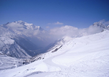 Горные вершины в Ле-Тур, Франция – фотографии Франции