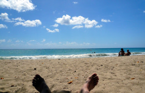 На пляже в районе Сент-Люс – фотографии Мартиники