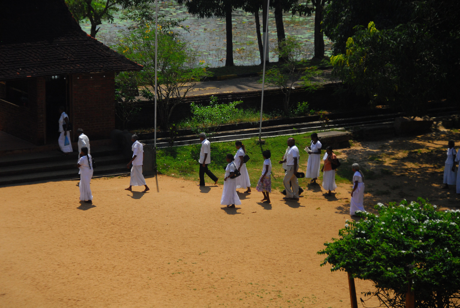 Храм Исурумуния в Анурадхапуре – фотографии Шри-Ланки
