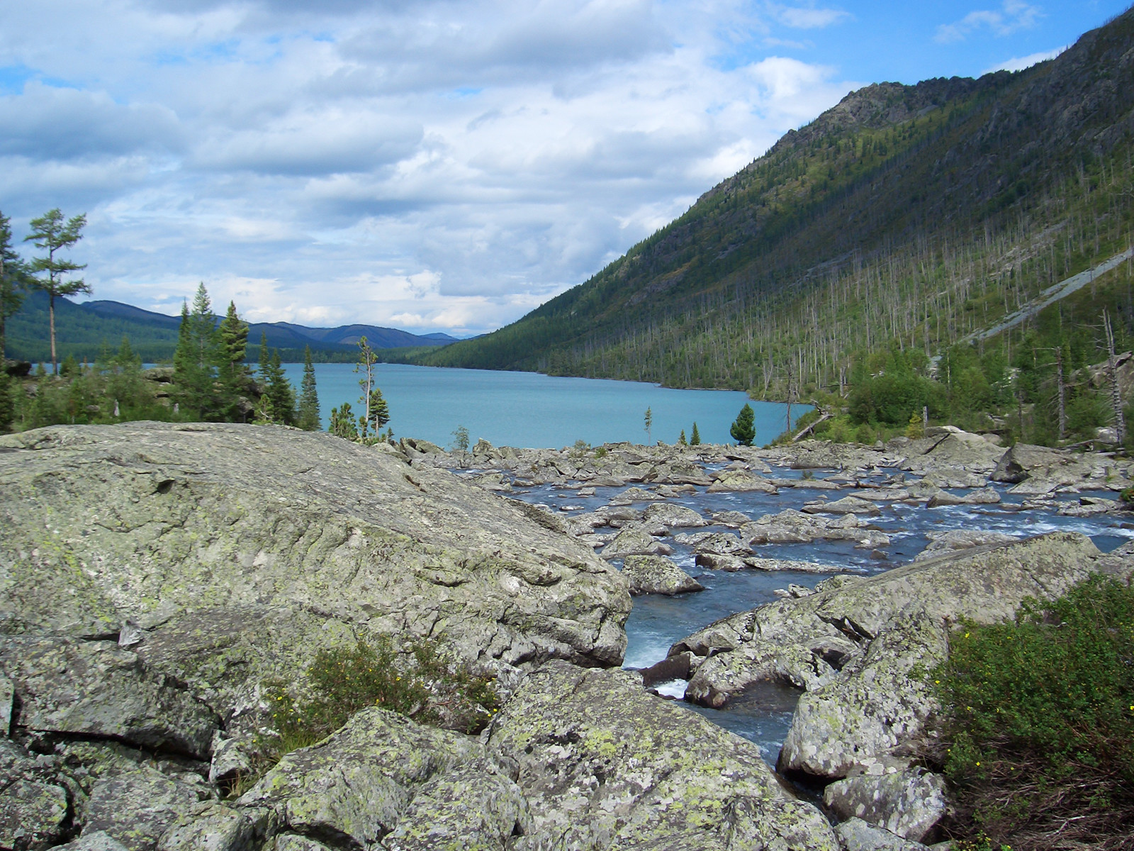 Нижнее Мультинское озеро – фотографии России