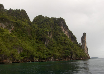 Скала на острове Пхи-Пхи-Лех, Тайланд. Фото 16 – фотографии Таиланда