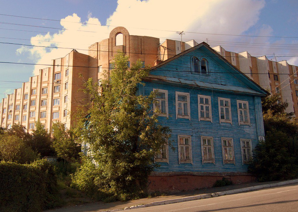 Дома в Калуге, Россия – фотографии России