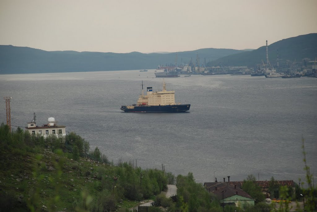 Порт в Мурманске, Россия. Фото 1 – фотографии России