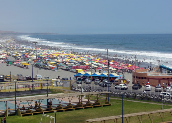 Мольендо (Mollendo) – небольшой морской курорт в Перу – фотографии Перу