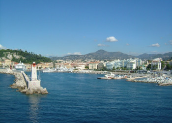 Маяк в Ницце, Франция – фотографии Франции