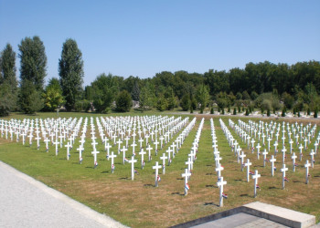 Кладбище в Словонии, Хорватия. Фото 3 – фотографии Хорватии