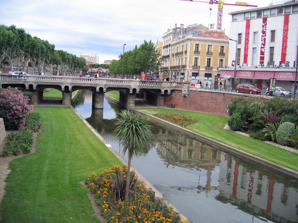 Канал в Перпиньяне, Франция. Фото 4 – фотографии Франции