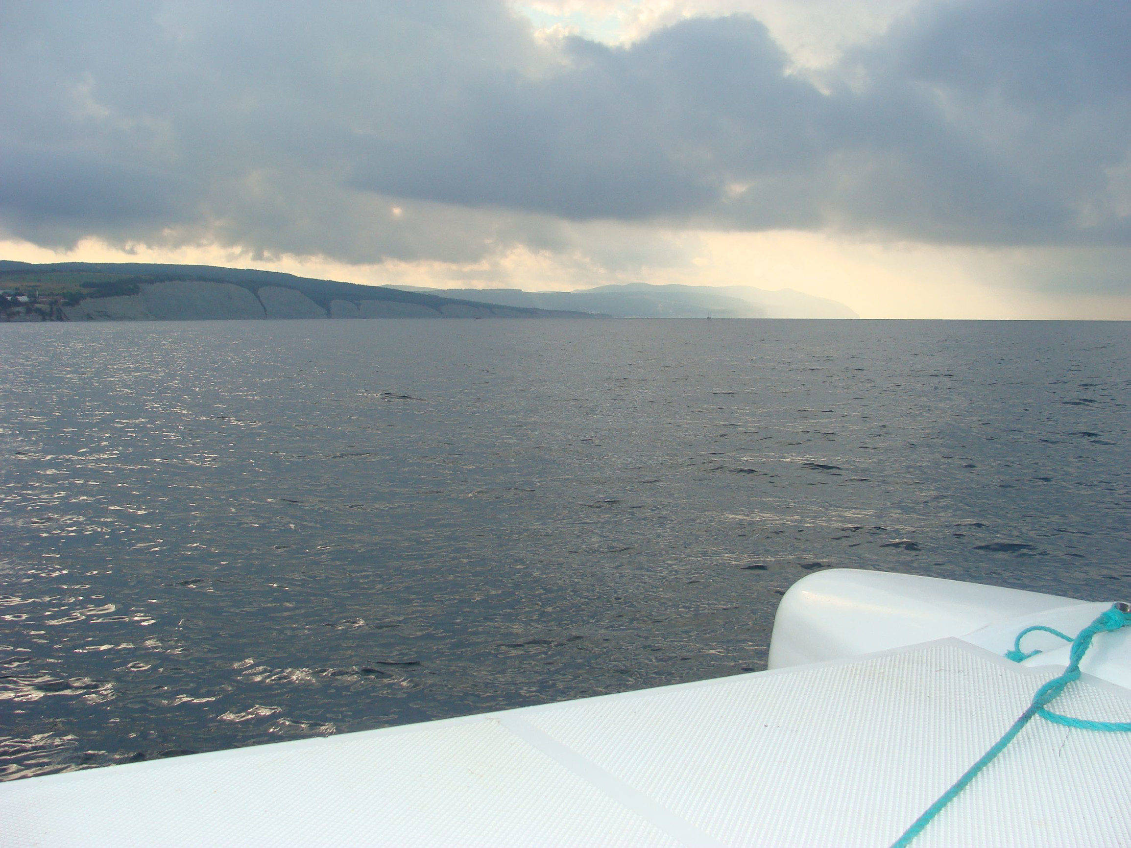 На катамаране. Геленджик – фотографии России