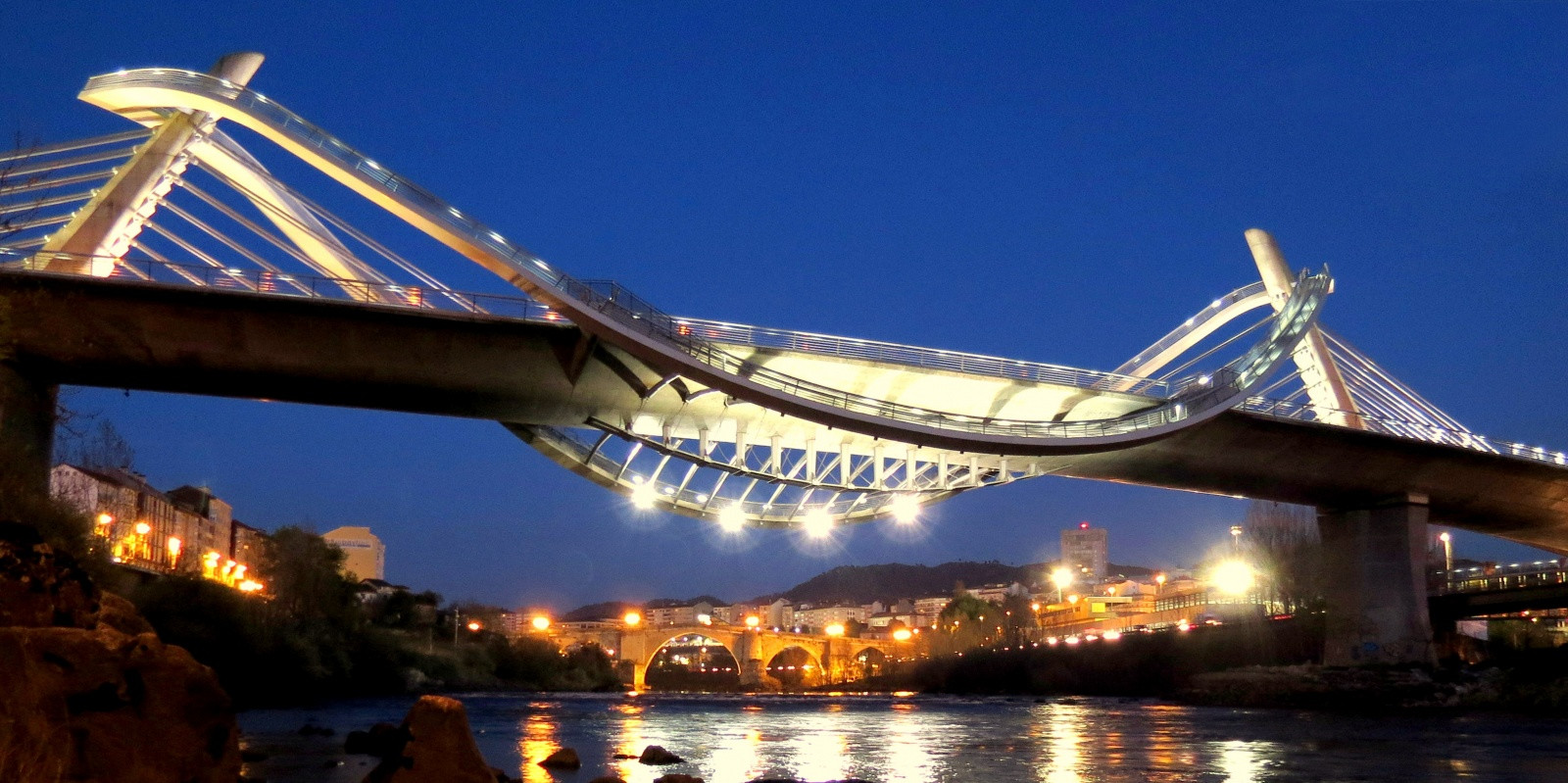 Мост Тысячелетия (Puente Milenio) в Оренсе – фотографии Испании