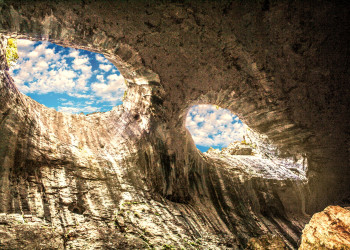 «Глаза Бога» - необыкновенная пещера Проходна (ProhodnaCave), София, Болгария – фотографии Болгарии