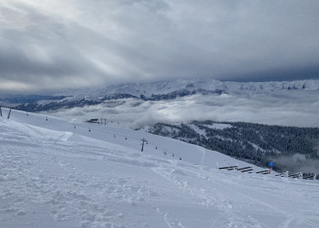 Вид на канатную дорогу Эдельвейс на Южном склоне – фотографии России