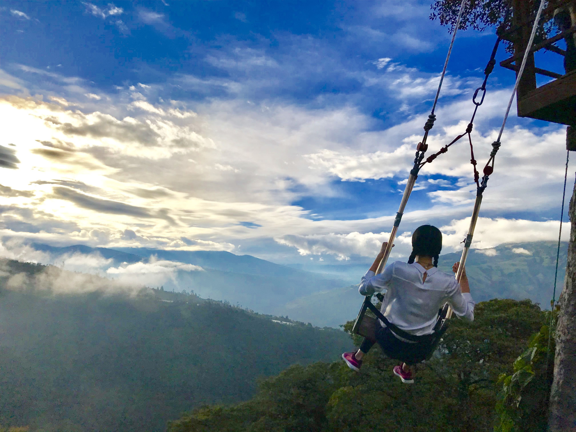 Качели "Конец света" 1 – фотографии Эквадора