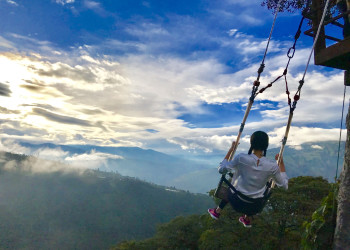 Качели "Конец света" 1 – фотографии Эквадора