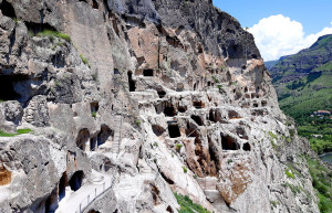 Пещерный город Вардзия (Vardzia) – фотографии Грузии