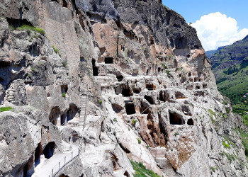 Пещерный город Вардзия (Vardzia) – фотографии Грузии