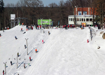 Горнолыжный комплекс Жагаркалнс в Цесисе – фотографии Латвии