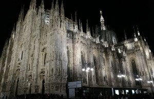 Католический храм — миланский собор, Италия – фотографии Италии
