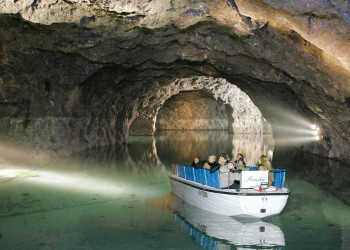 Подземное озеро Зеегротте (Seegrotte) в Нижней Австрии – фотографии Австрии