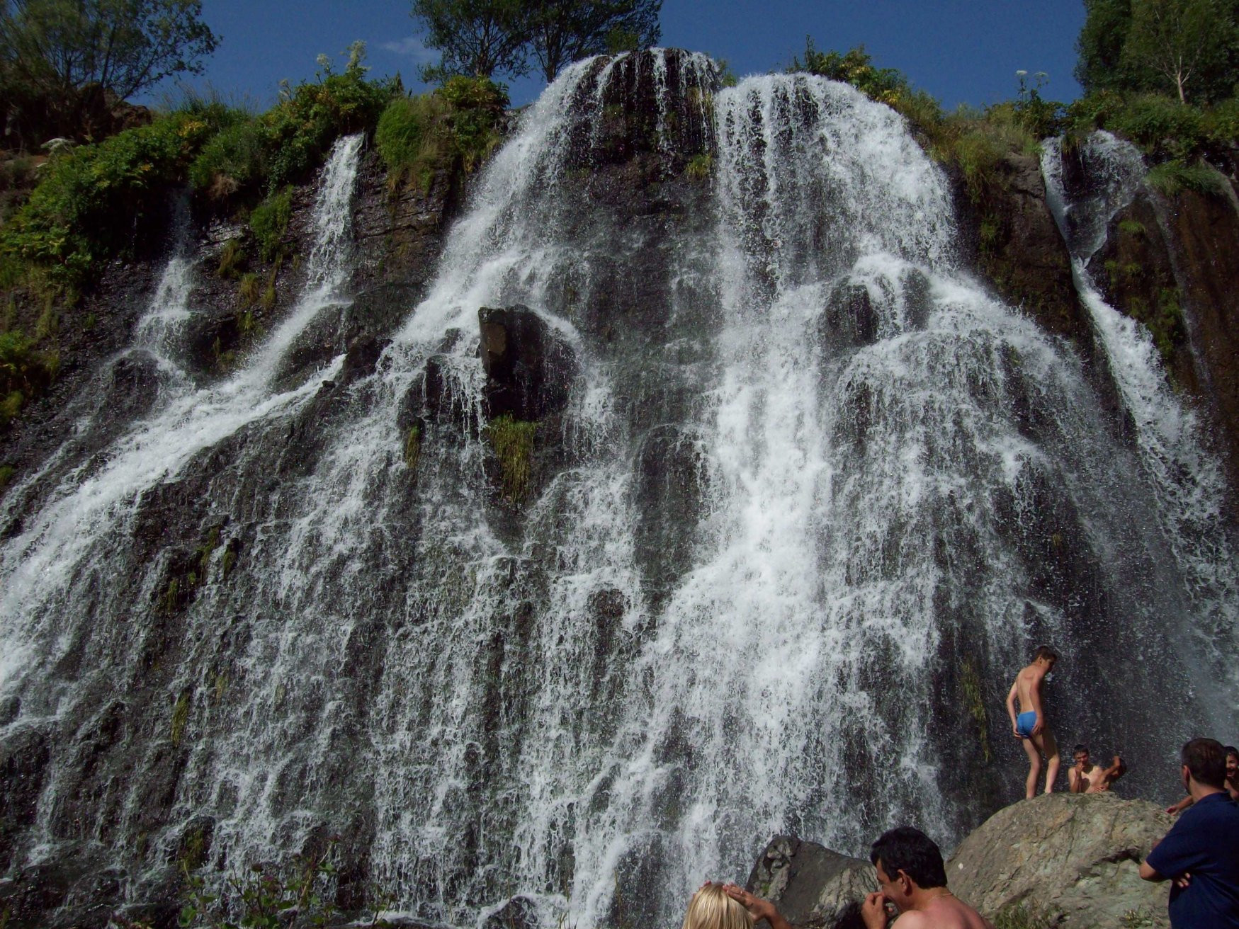 Водопад Шаки – фотографии Армении