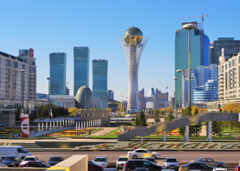 Башня Байтерек - символ города Нур-Султан – фотографии Казахстана