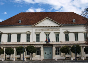 Дворец Шандора – фотографии Венгрии