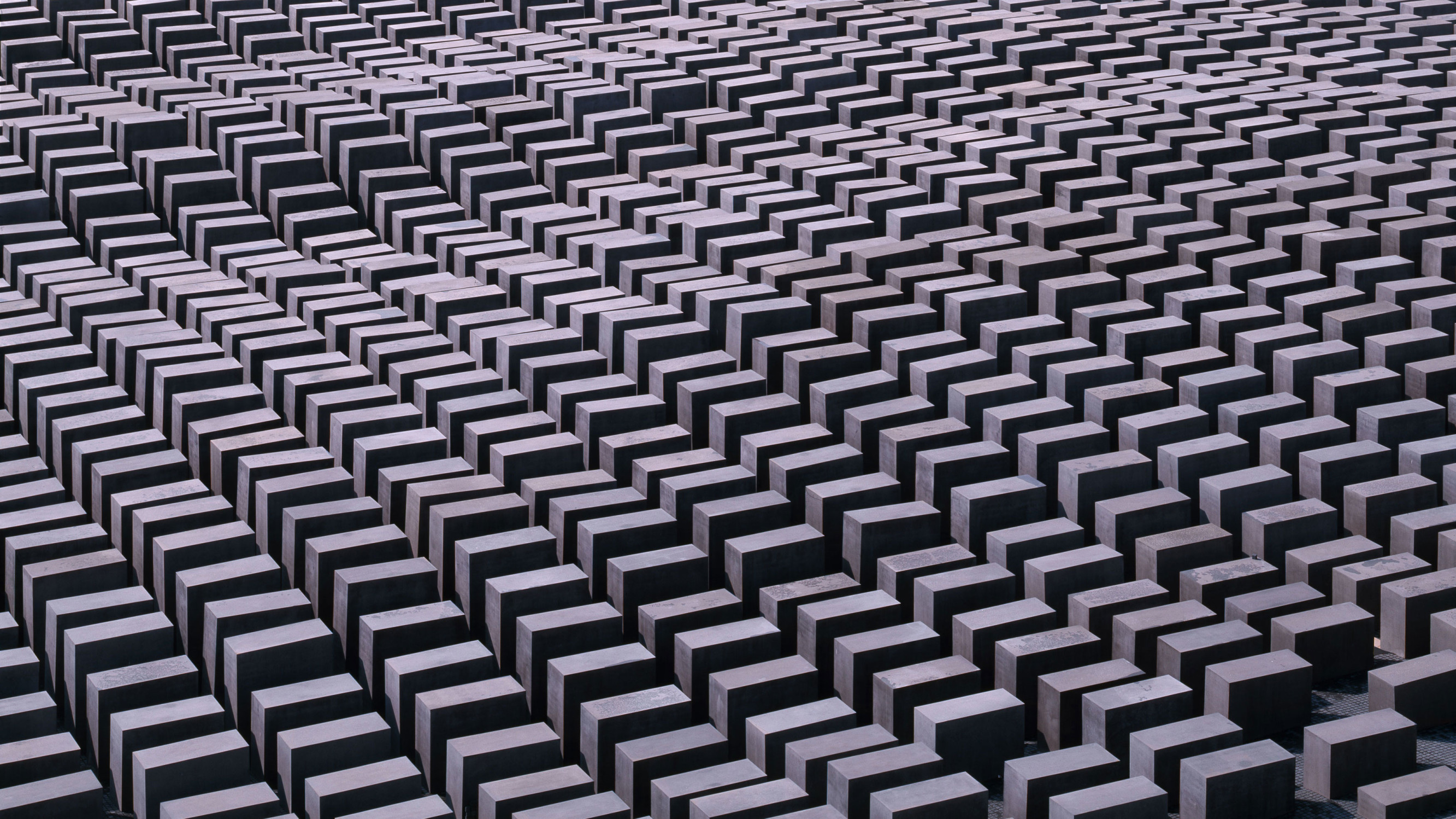 Огромный памятник жертвам Холокоста, Берлин – фотографии Германии