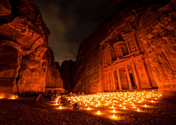Храм Эль-Хазне (Al-Khazneh) в городе Петра, Иордания – фотографии Иордании
