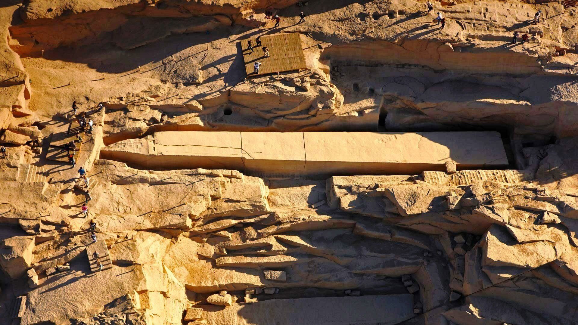 Незаконченный обелиск 10 – фотографии Египта