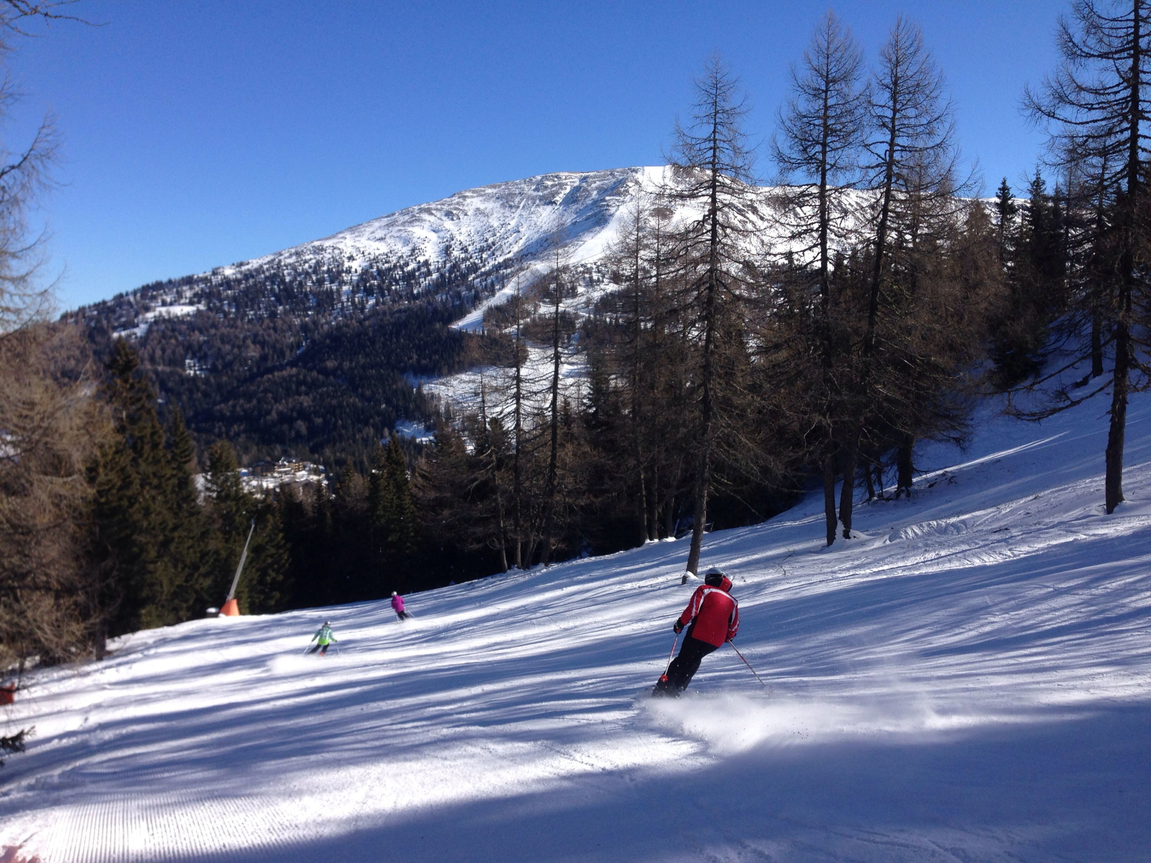 Лыжник на склоне. Качберг. Австрия. – фотографии Австрии
