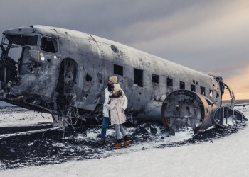Останки военного самолёта после крушения в Исландии – фотографии Исландии
