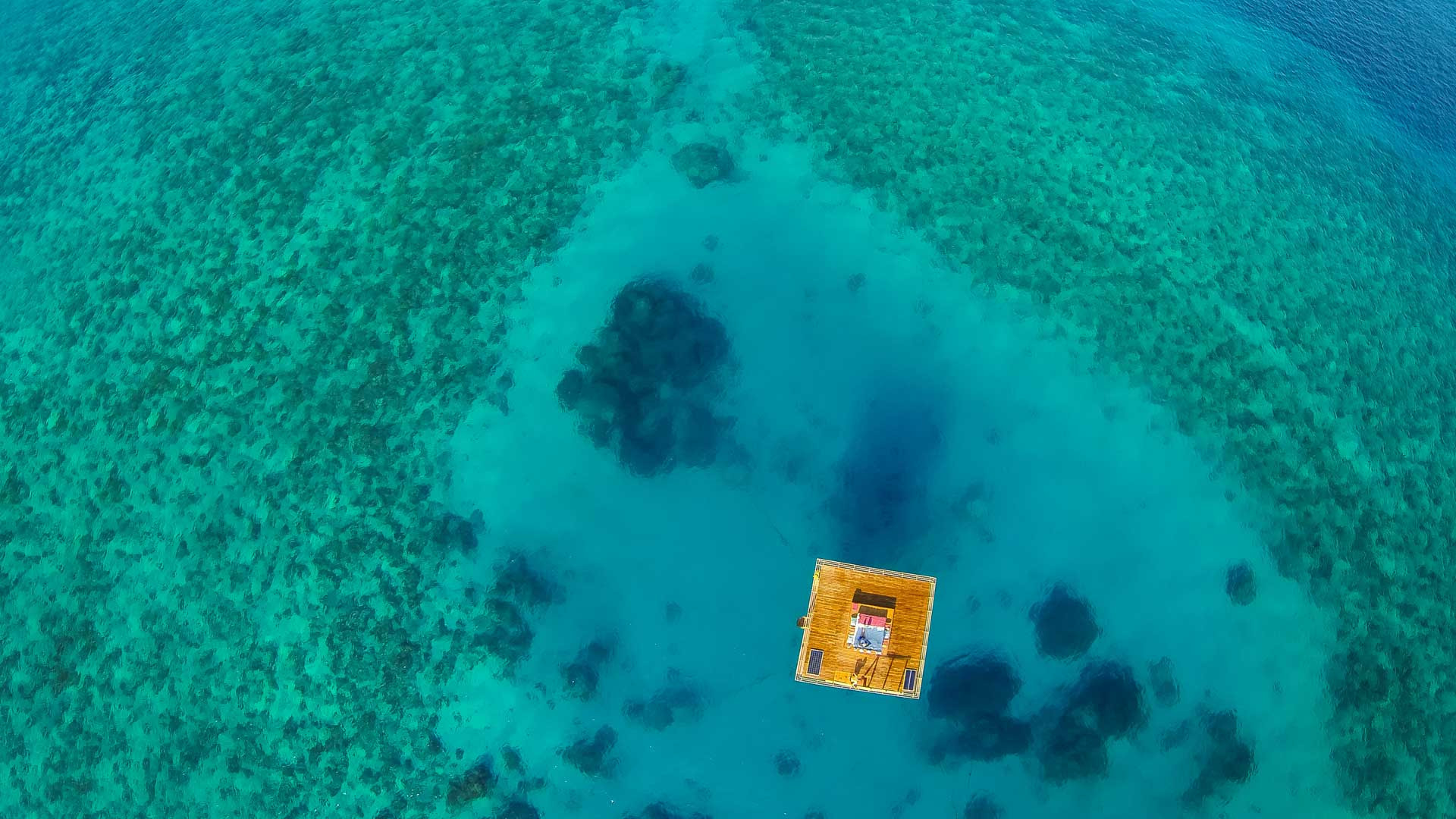 Отель The Manta Resort с подводным номером на острове Пемба в Танзании – фотографии Танзании