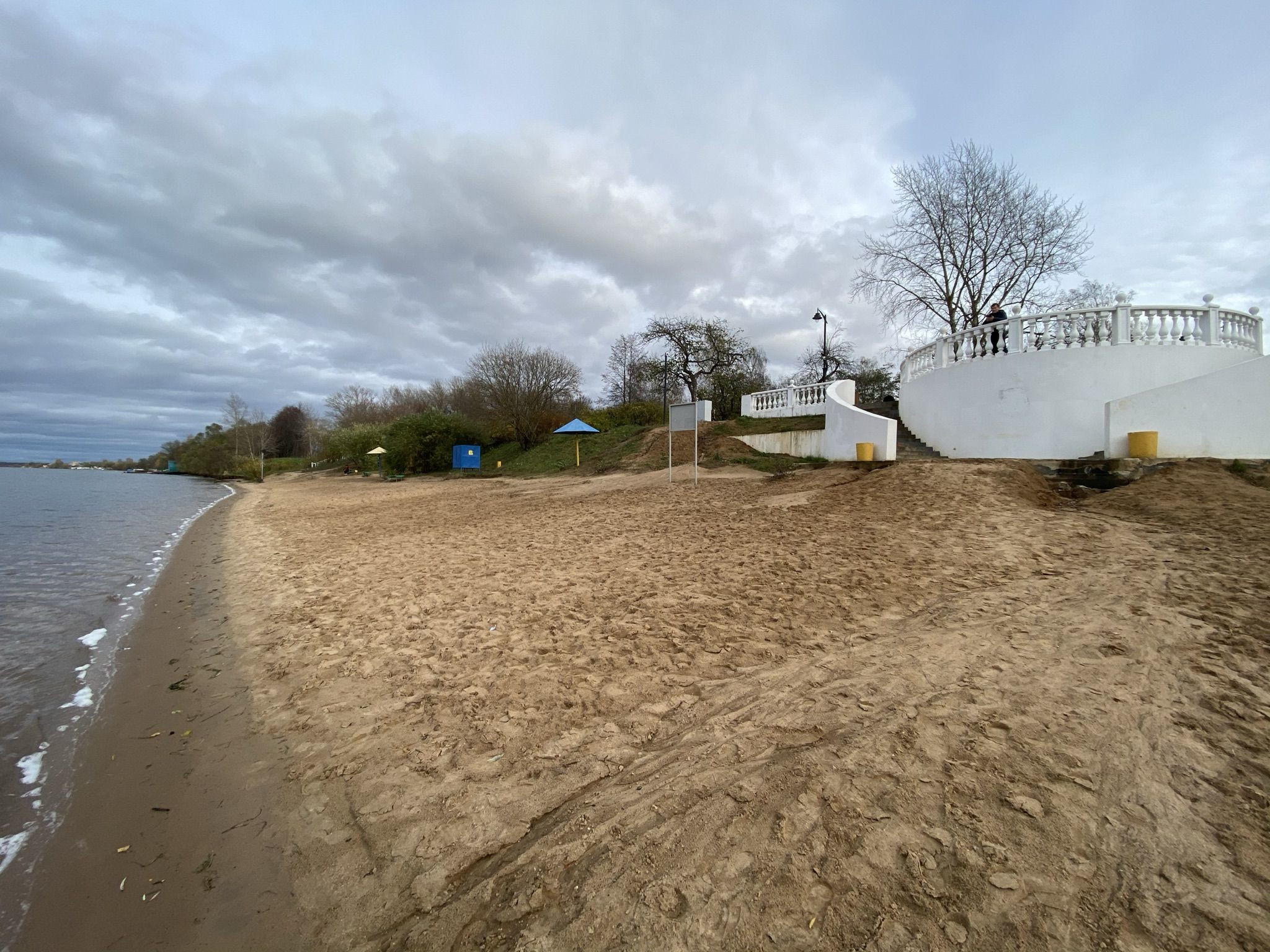 Набережная Дубны – фотографии России