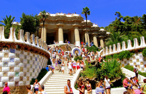 Популярный парк Гуэля (Park Guell), Барселона, Испания – фотографии Испании