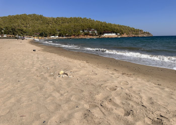 Песчаный пляж Бююкеджели (Büyükeceli) возле Аккую, Мерсин, фото 1 – фотографии Турции