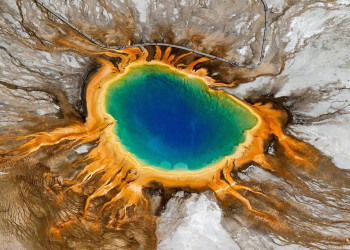 Йеллоустонский парк, вид с самолёта – фотографии США