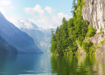 Озеро Кёнигзее (Königssee) – это одно из самых невероятных мест в Германии – фотографии Германии