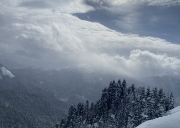 Южный склон на курорте Роза Хутор, красивая трасса Календула – фотографии России