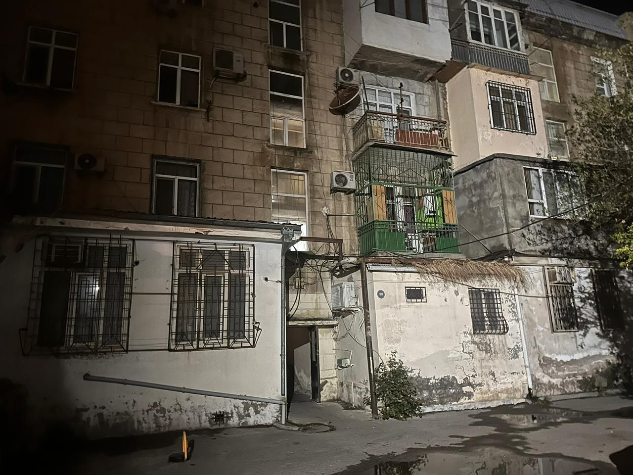 Типичные старые дома в Баку – фотографии