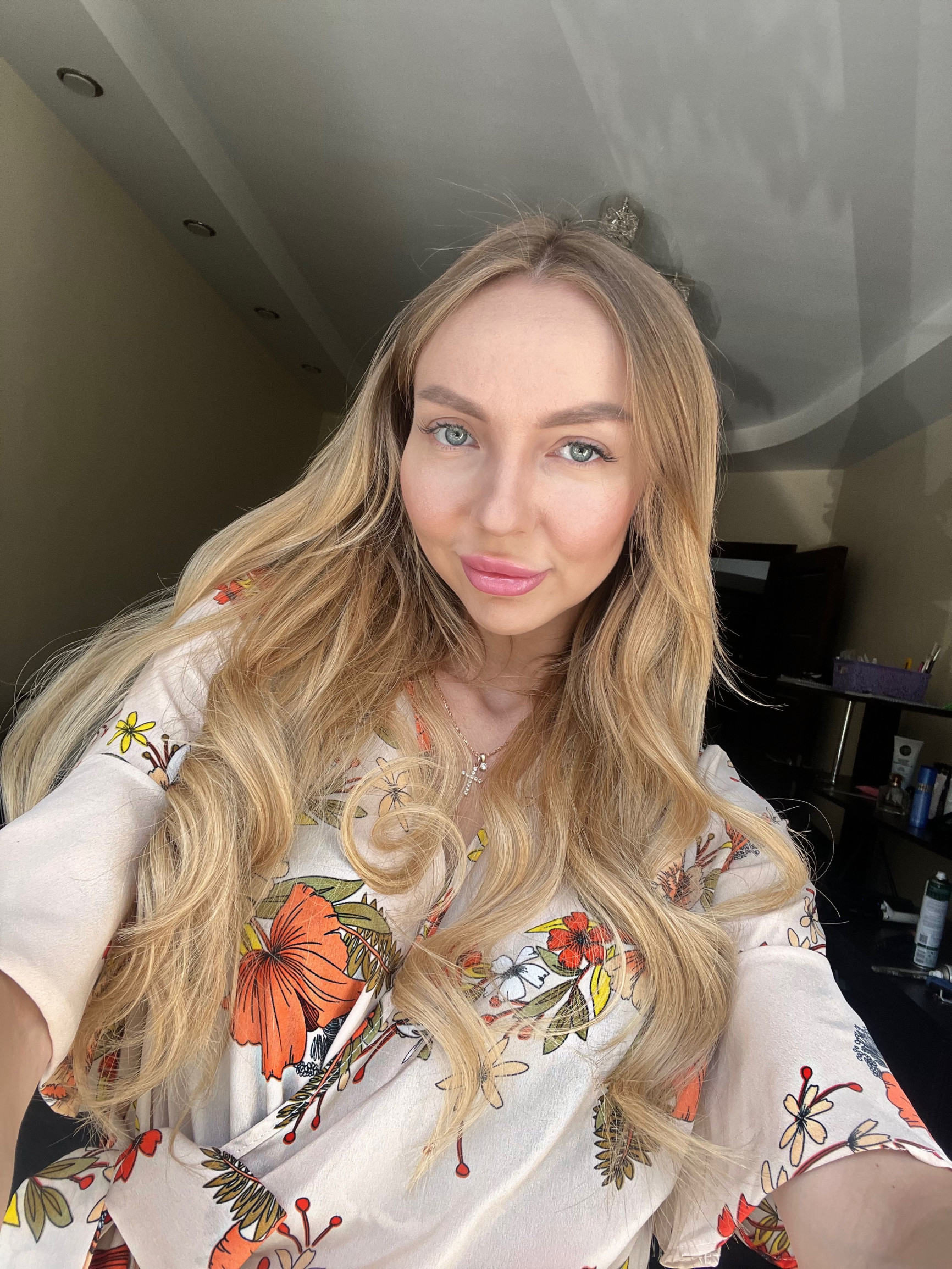 )) – фотографии