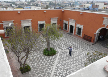 Каса-дель-Мораль (Casa del Moral) – фотографии Перу