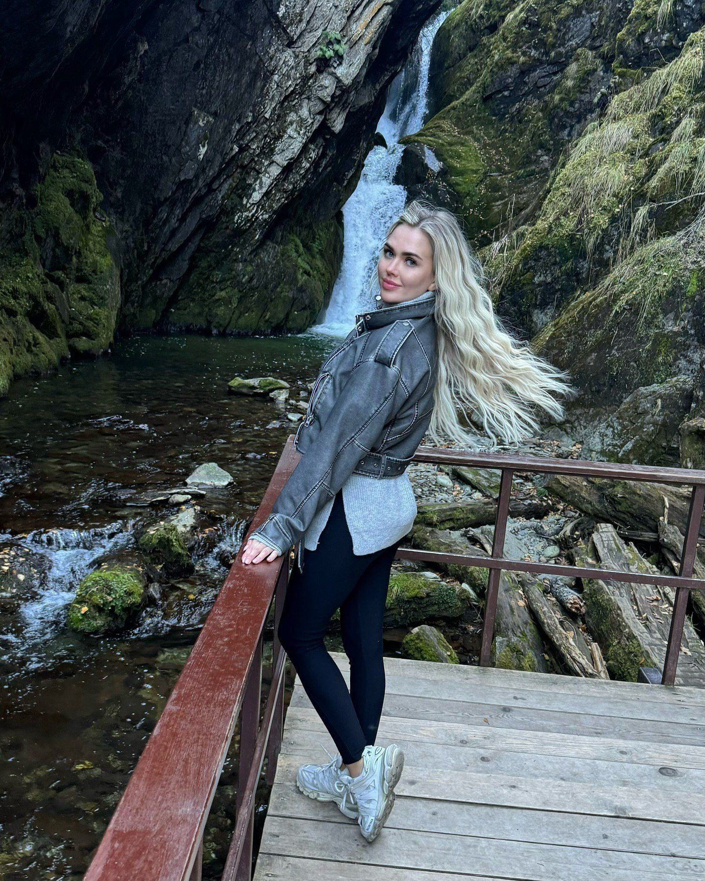 4 – фотографии