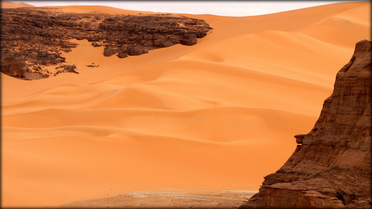 Пески. Тассилин-Адджер национальный парк. Алжир – фотографии Алжира