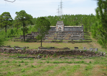 Гробница императора Тхиеу Чи – фотографии Вьетнама
